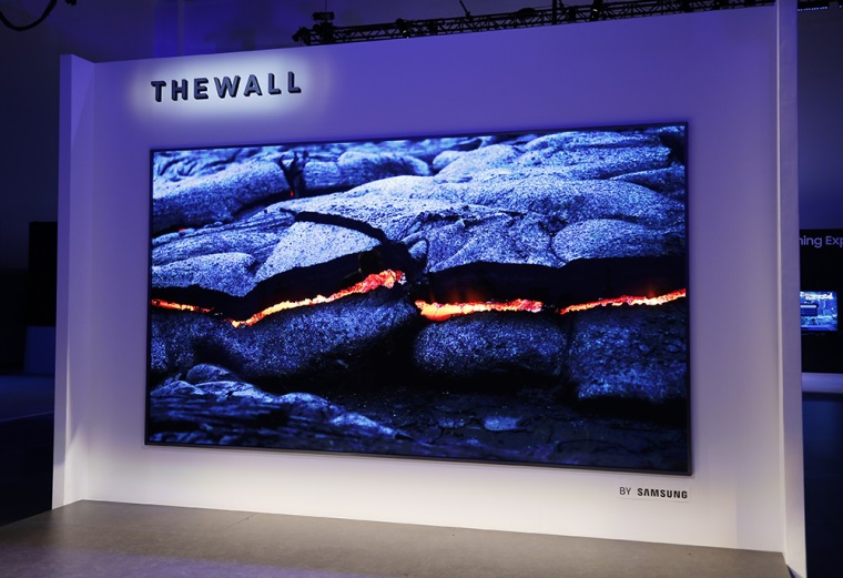 Samsung predstavil The Wall, 146 palcov TV