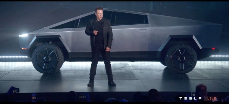 Musk predstavil Tesla Cybertruck, vyzer ako z Cyberpunku