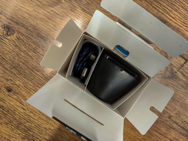 Stealth SP-C50 je šikovná nabíjačka pre DualShock 4