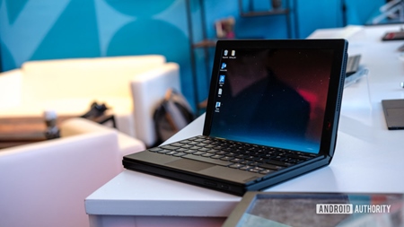 Lenovo na CES prinieslo ohýbateľný tablet - ThinkPad X1 Fold