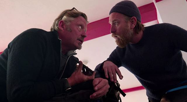 Hybrid medzi celebritnou reality show a dokumentárnym road movie