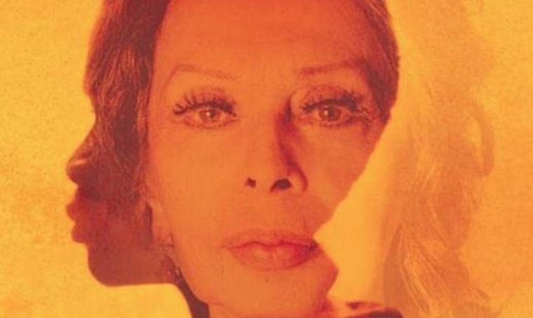 Prv pohad - Sophia Loren servruje skuton lahdku