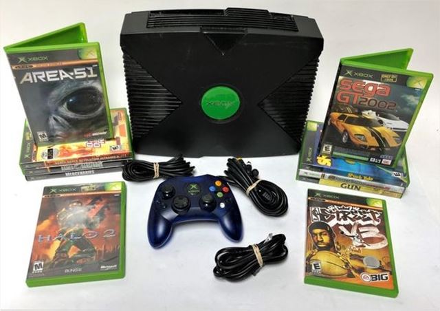 Prvá Xbox konzola oslavuje 19 rokov spolu s prvým Halo titulom