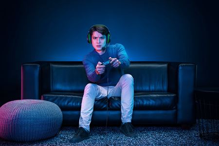 Razer predstavuje Wolverine V2, gamepad navrhnutý špeciálne pre Xbox Series X/S