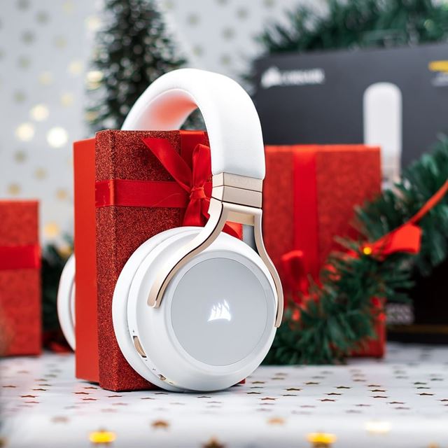 Vianočné pozdravy od herných firiem