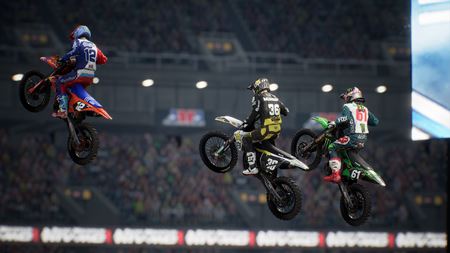 Monster Energy Supercross 3 dnes štartuje motorky