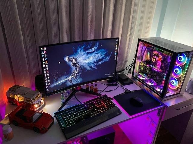 Relax s PC zostavami na nedeľu