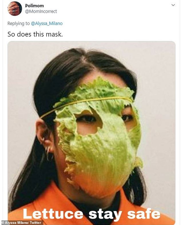 Kto si uštrikoval rúško?