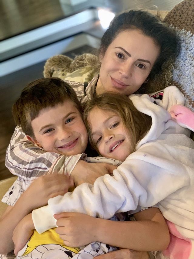 Kto si uštrikoval rúško?