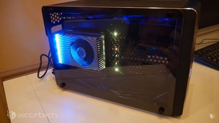 Intel Xe DG1 grafika má 2.3Tflops a 3GB pamäte