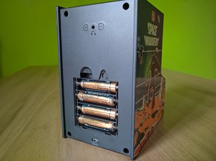 Tak trochu iné retro v podaní mini automatu Space Invaders Micro Player