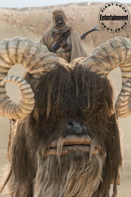 Mandalorian ukazuje zábery z druhej sezóny, tá začne v októbri