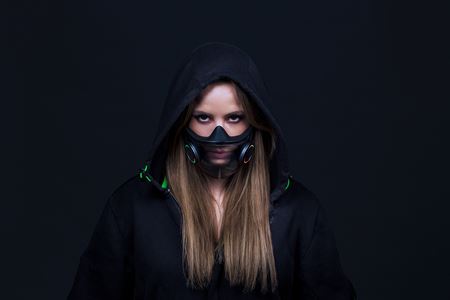 Razer predstavil Project Hazel - RGB masku s FFP2 filtrom