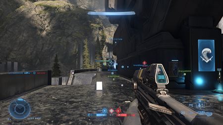 Halo Infinite beta už spustila Big Team Battle režim s rozsiahlou mapou