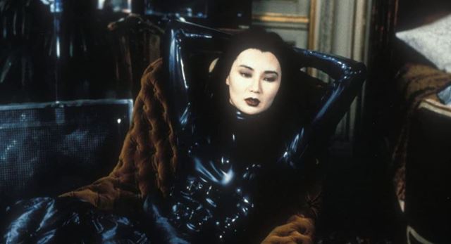 Francúzsky režisér Olivier Assayas nakrúca seriál pre HBO