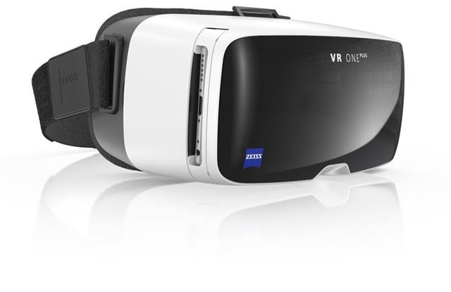 Chcete kúpiť VR headset na Vianoce?