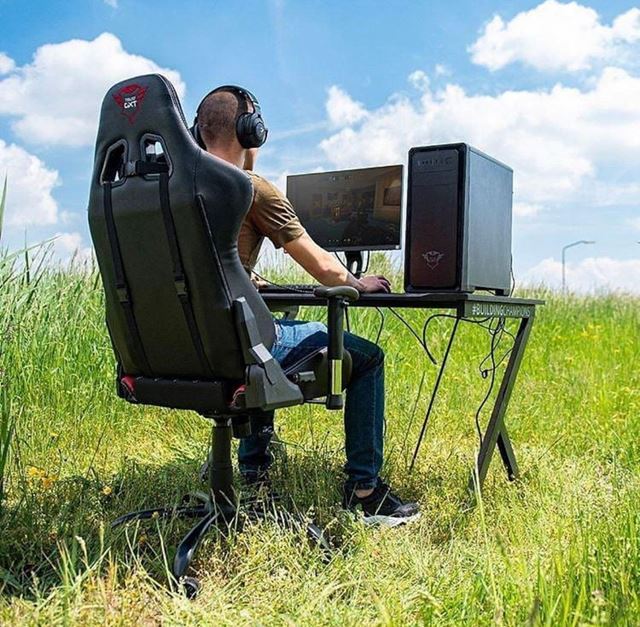 Ako sa zmenili trendy v dizajne PC zostav a herných izieb?