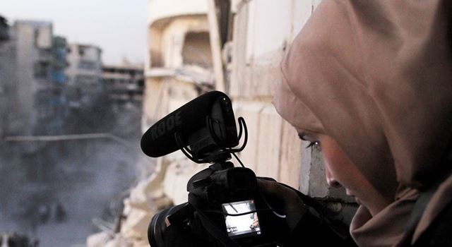 Strhujúce svedectvo ženy vo vojnovom konflikte. Film Pre Samu bude online