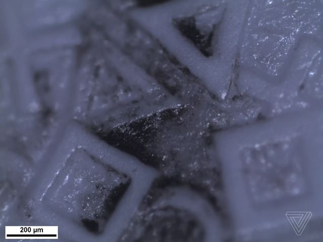 Sony priblížilo, ako vytváralo mikrotextúru na PS5 gamepade