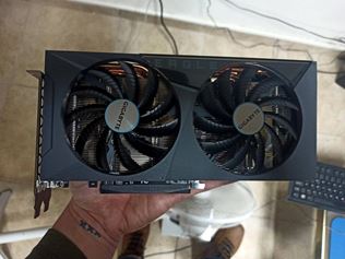 Gigabyte RTX3060 Eagle zachytená na fotkách