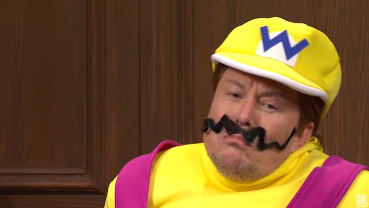 Elon Musk sa ukzal ako Wario v Saturday Night Live