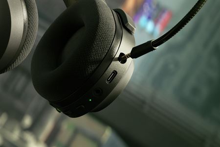 Nový Razer Barracuda X headset sa ľahko pripojí k rôznym zariadeniam