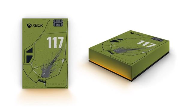 Microsoft na Gamescome predstavil Xbox Series X s Halo Infinite témou a pridal aj gamepad, headset a disk