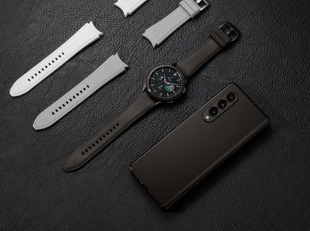 Samsung Galaxy Z Fold 3 bol predstavený, ponúka kameru pod displejom