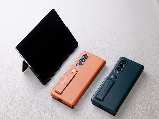 Samsung Galaxy Z Fold 3 bol predstavený, ponúka kameru pod displejom