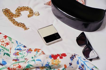 Samsung prináša Galaxy Z Flip 3 5G aj s vylepšeniami