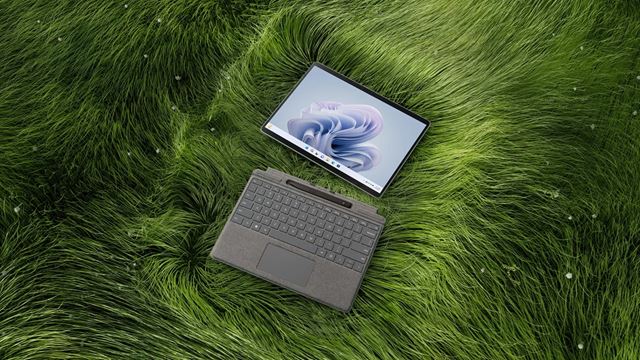 Microsoft predstavil Surface Laptop 5, Surface Pro 9 a ďalšie novinky