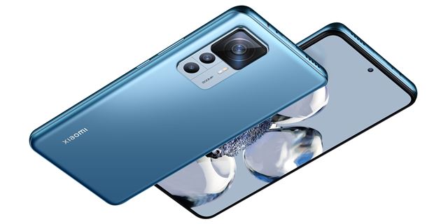 Xiaomi 12T a Xiaomi 12T Pro predstavené, pridal sa aj Smart Band 7 Pro a Redmi Pad