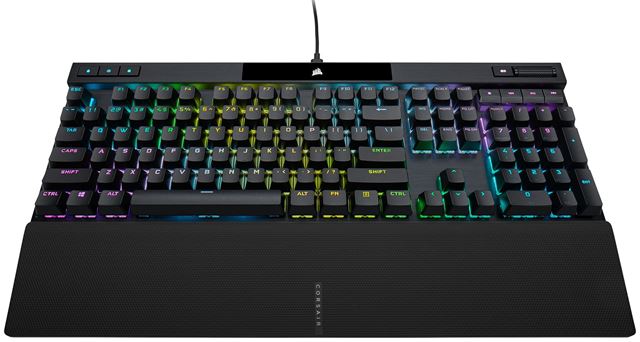 Aké herné ovládače kúpiť hráčovi ako darček pod stromček?