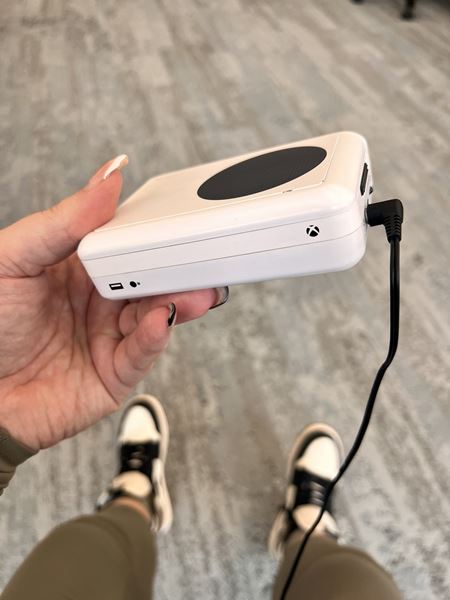 Nemecký Xbox rozbehol súťaž o Series S kazeťák