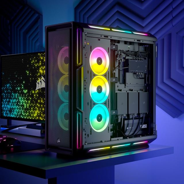 Pozrime sa na trendy v PC desktopoch a herných izbách