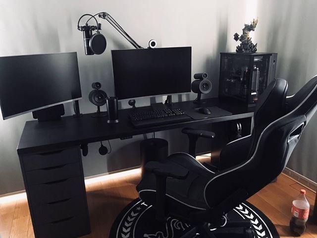 Pozrime sa na trendy v PC desktopoch a herných izbách