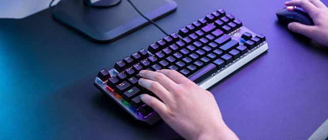 Trust predstavil GXT 834 CALLAZ TKL klávesnicu