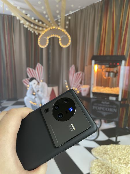 Vivo sa udomácňuje v Európe, práve predstavuje X80 Pro