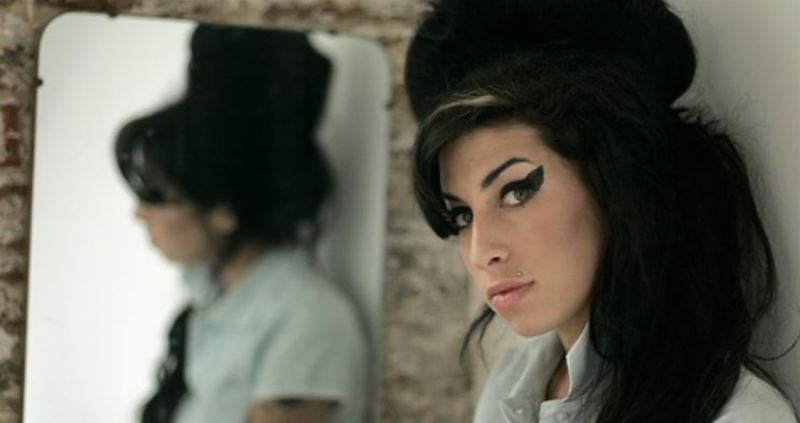 Autorizovan biografia o Amy Winehouse dostala zelen