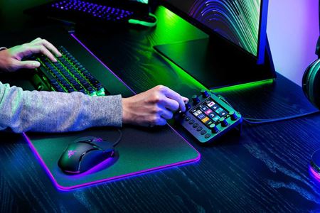 Komplexná krabička Razer Stream Controller je vhodným produktom pre akéhokoľvek streamera či tvorcu obsahu