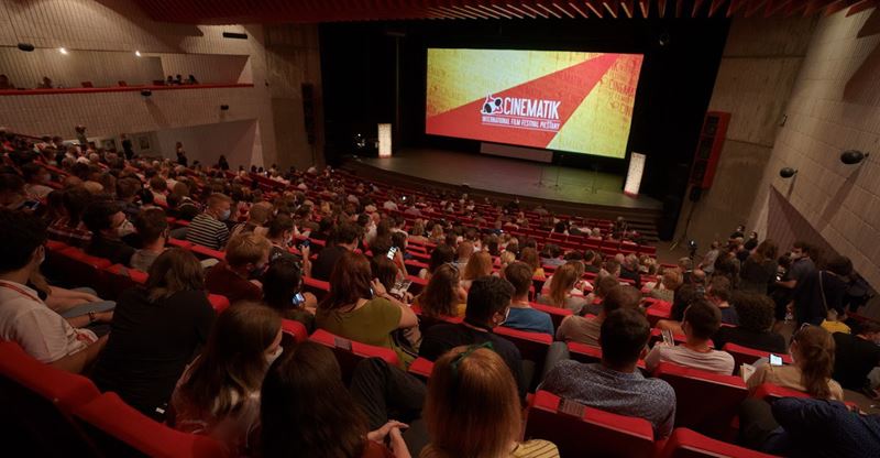 17. ronk festivalu Cinematik sa zana u o dva mesiace. ak vs vek festival