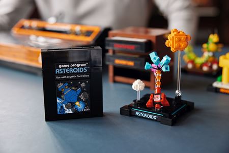 Lego prinieslo Atari 2600 set k 50-temu výročiu Atari
