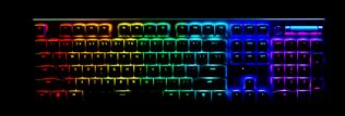 DeathStalker V2 otvára aj s optickými switchmi novú sériu nízkoprofilových mechanických klávesníc od Razeru