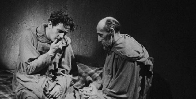 Netflix a HBO Max novinky - Dos monjes, Dahmer - Monster, Escape from Kabul