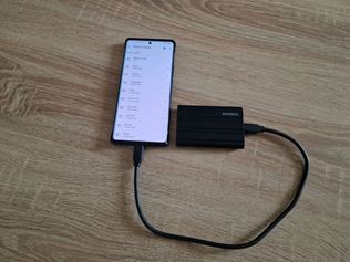 Chcete odolný externý SSD disk? Vyskúšali sme Samsung T7 Shield