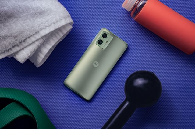 Motorola ponúka používateľom Moto g54 5G Power Edition a Moto g84 5G 2 TB úložného priestoru zadarmo