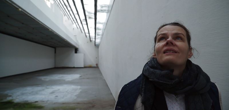 Pozor, pad SNG! Dokumentrny film o kafkovskom procese rekontrukcie Slovenskej nrodnej galrie 