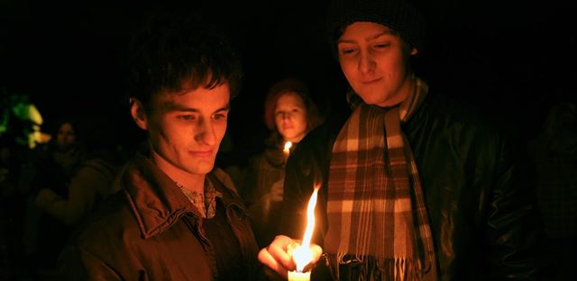 Prebiehalo nakrúcanie úvodnej scény dobového filmu Vlny Jiřího Mádla o udalostiach roku 1968