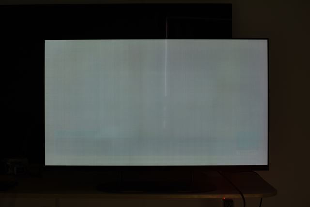 Testy vypaľovania OLED a QD OLED displejov v TV