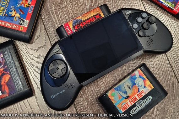 Hyperkin predstavil handheld, ktor spa originlne Sega cartridge